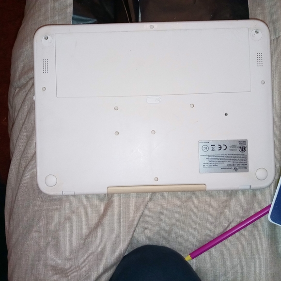 Chromebook - Picture 4 of 4